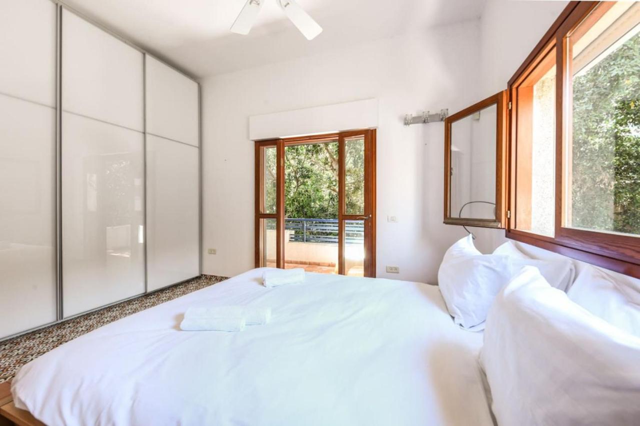 Căn hộ Spacious 3br Penthouse W Rooftop 7 Min From And Shelter By Sea N' Rent *