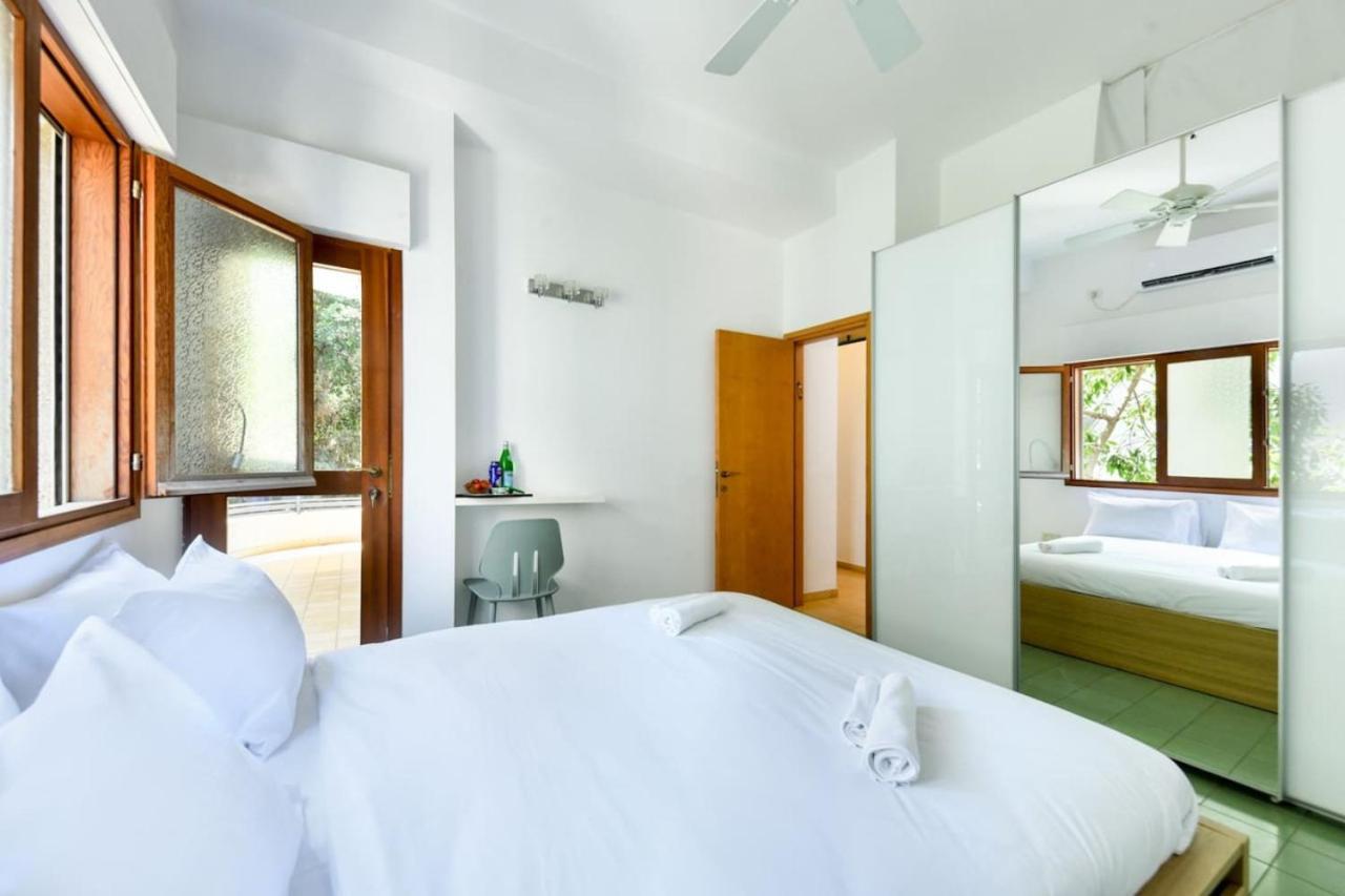 Căn hộ Spacious 3br Penthouse W Rooftop 7 Min From And Shelter By Sea N' Rent